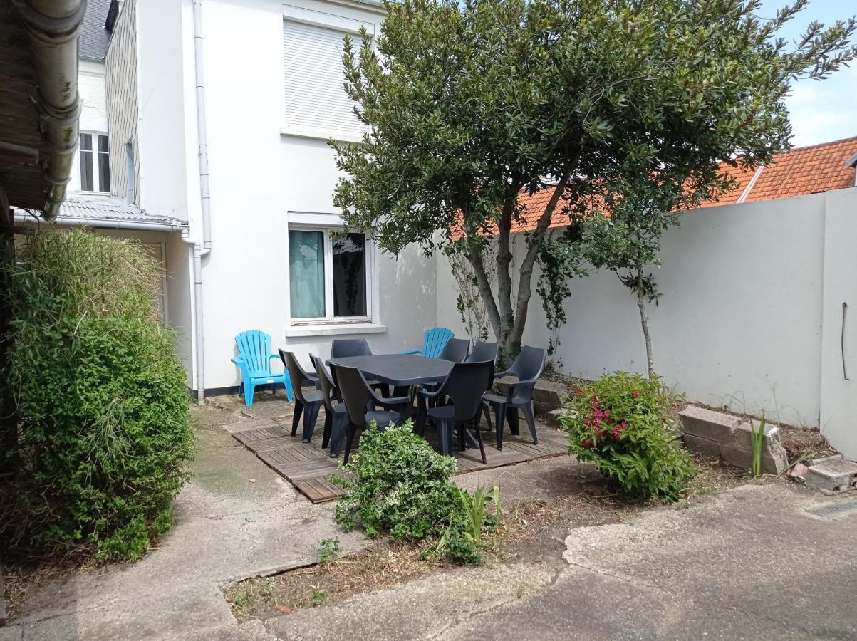 Appartement Duplex Avec Cour 10 Pers Berck Exterior foto
